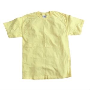 Hanes | Heavyweight Preshrunk Yellow Blank Tee Adult Medium 38/40